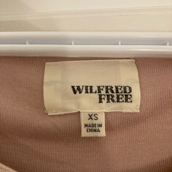 wilfred free (aritzia) t-shirt dress - Picture 3 of 4